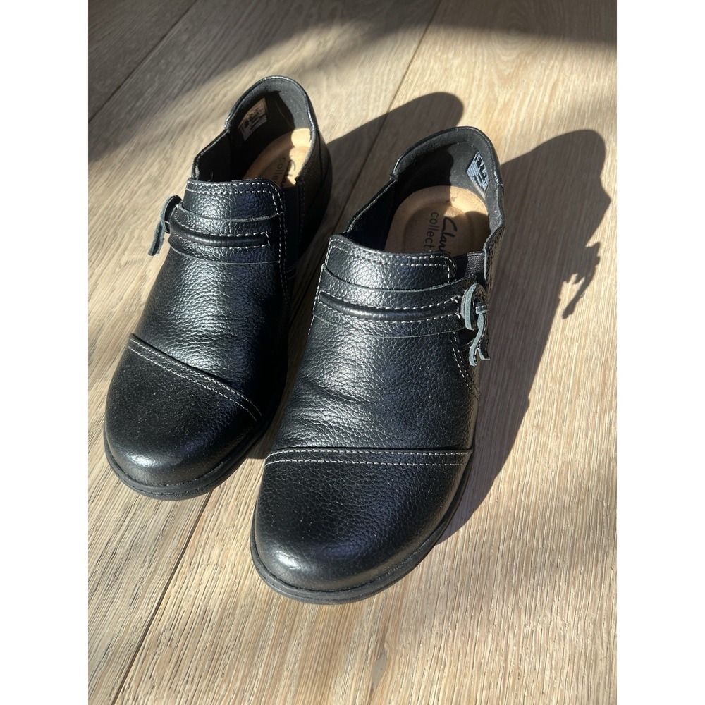 Clarks Women's Cheyn Madi Loafer Slip On Shoe Size 7 M  Black Leather Comfy Shoe